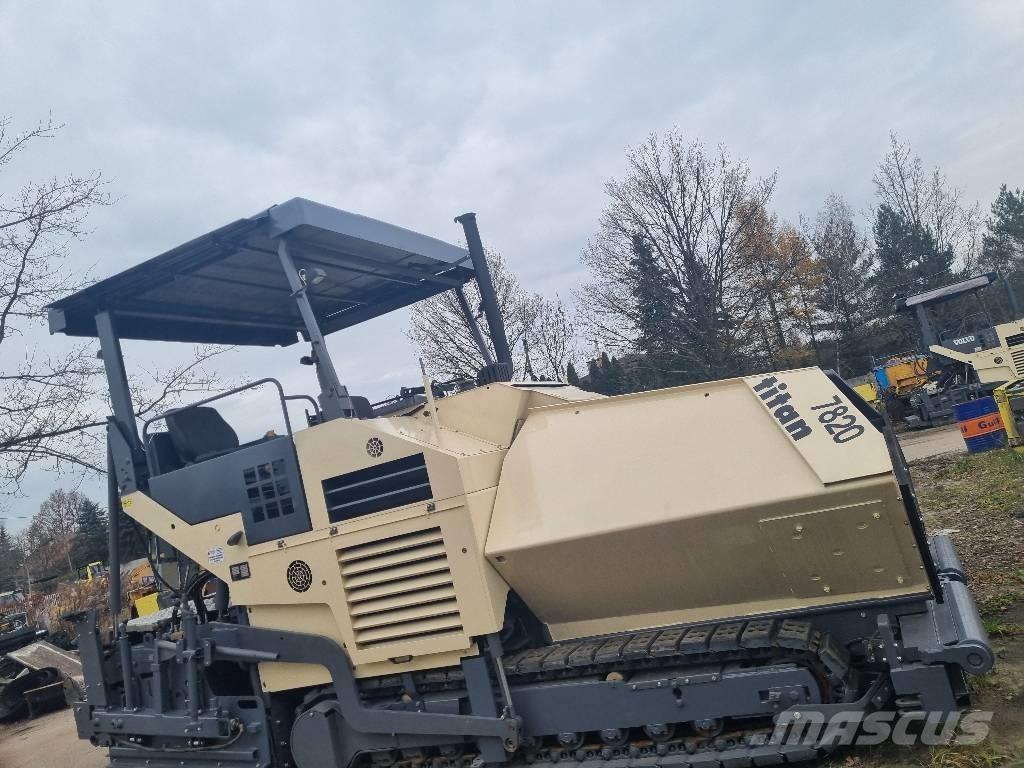 ABG Titan 7820 Асфальтовкладачі