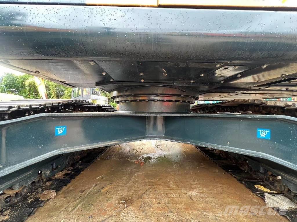 Hyundai 220 LC-9S Гусеничні екскаватори