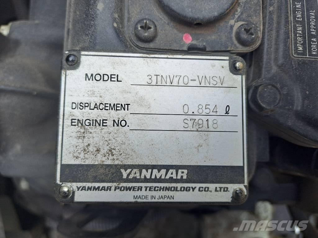 Wacker Neuson 803 Гусеничні екскаватори