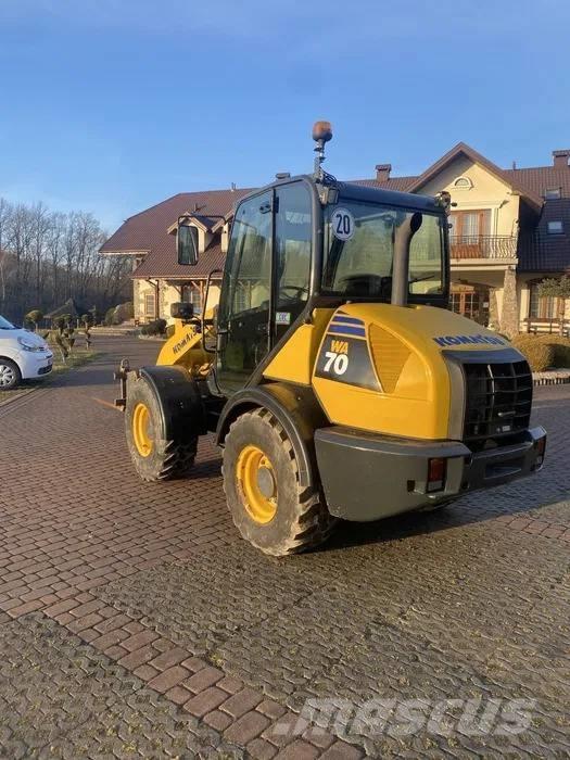 Komatsu WA 70-6 Фронтальні навантажувачі