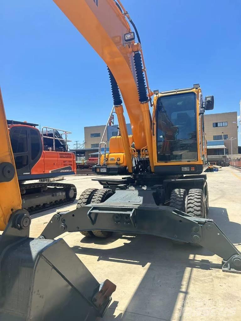 Hyundai R210W-9 Колісні екскаватори
