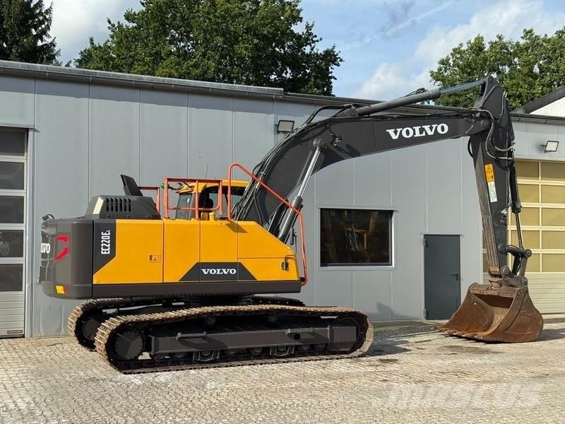 Volvo EC 220 EL Гусеничні екскаватори