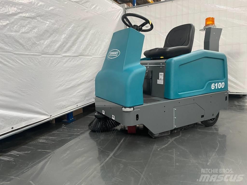 Tennant 6100 Підмітальні машини