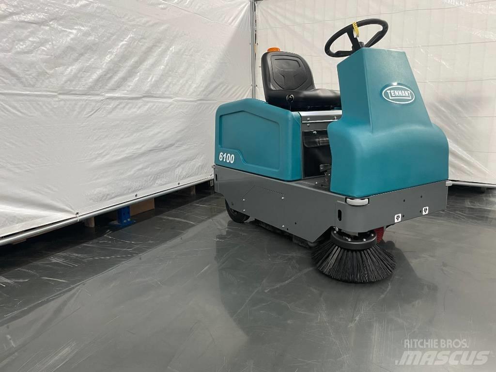 Tennant 6100 Підмітальні машини
