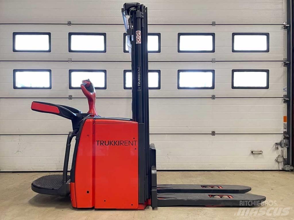 Linde L 20 Самохідні електроштабелери
