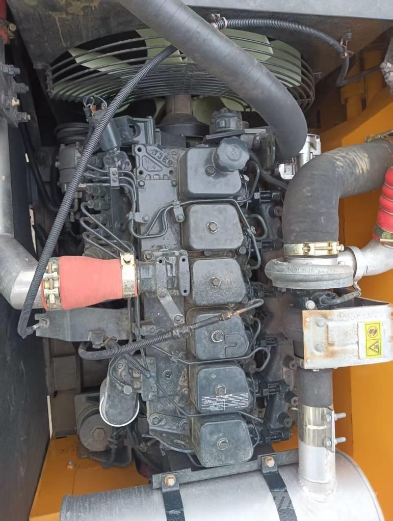 Hyundai 220LC-9S Гусеничні екскаватори