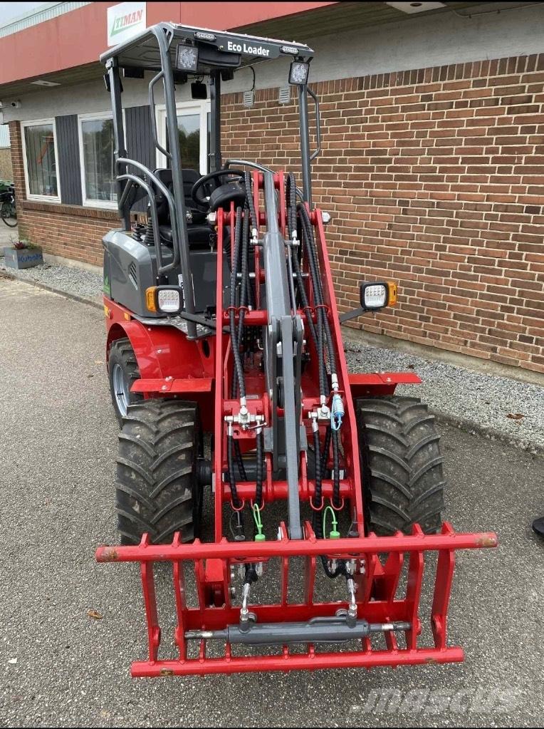  Eco E-loader 650E Малі навантажувачі