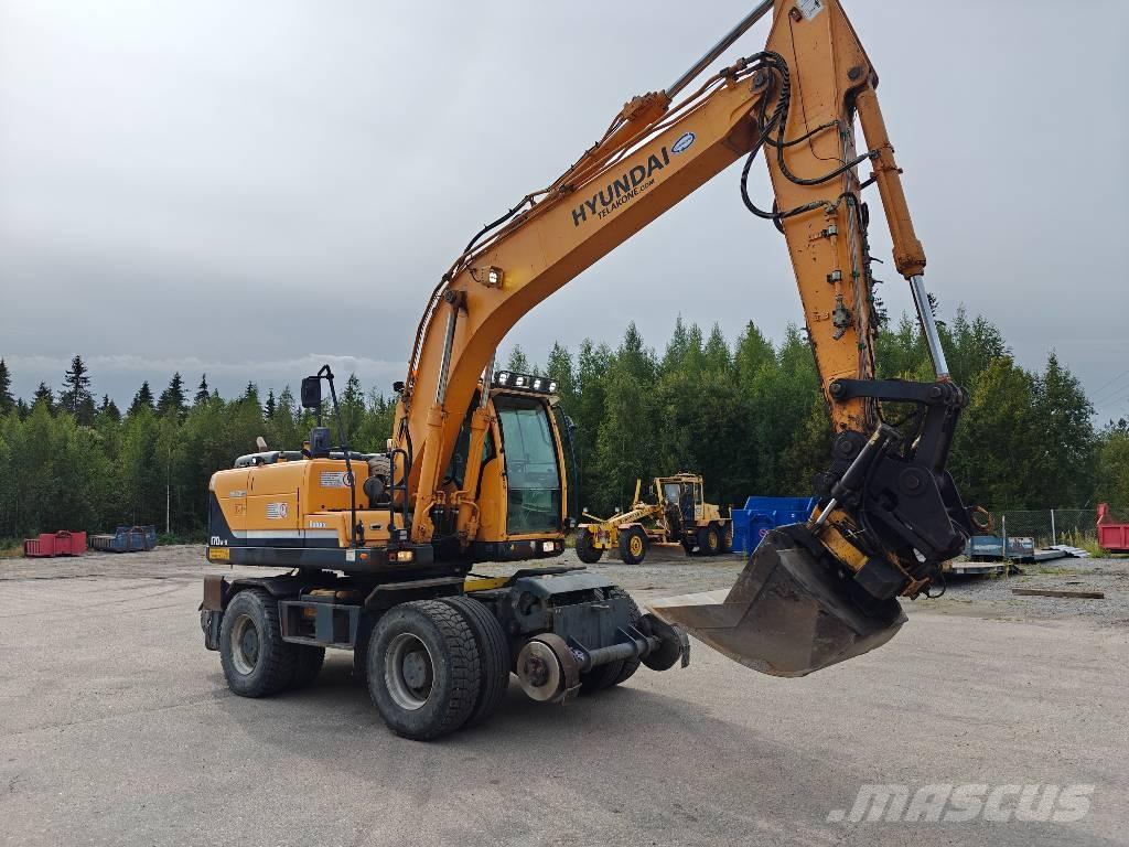 Hyundai R170-W9 Колісні екскаватори