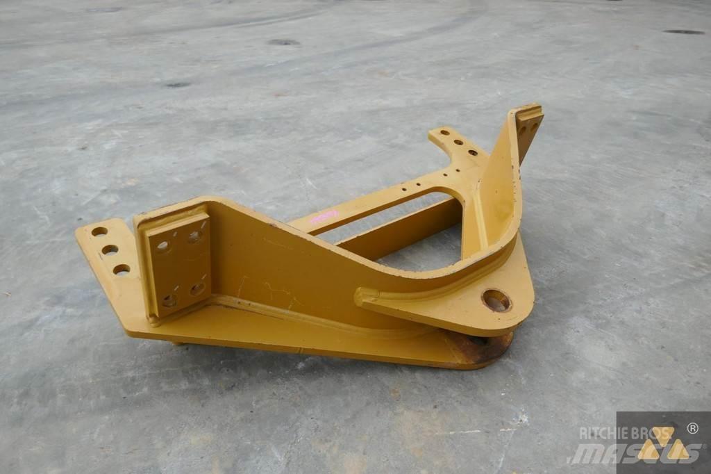 CAT 140M3 Drawbar Транспорт - Інші