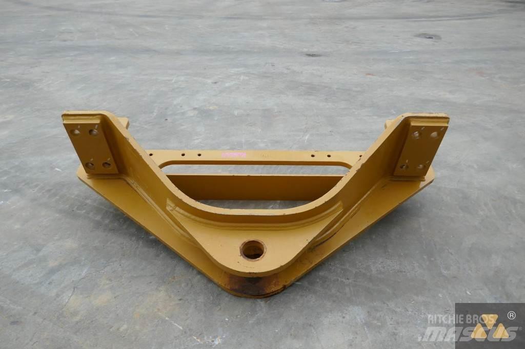 CAT 140M3 Drawbar Транспорт - Інші