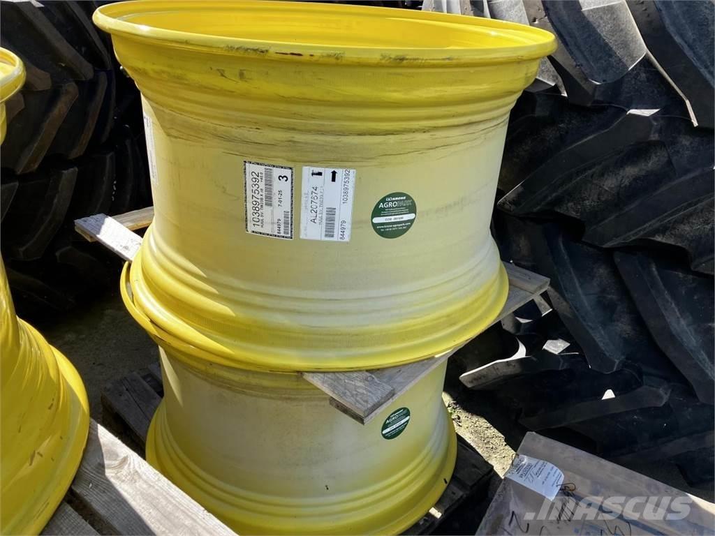 John Deere 23x38 Колеса