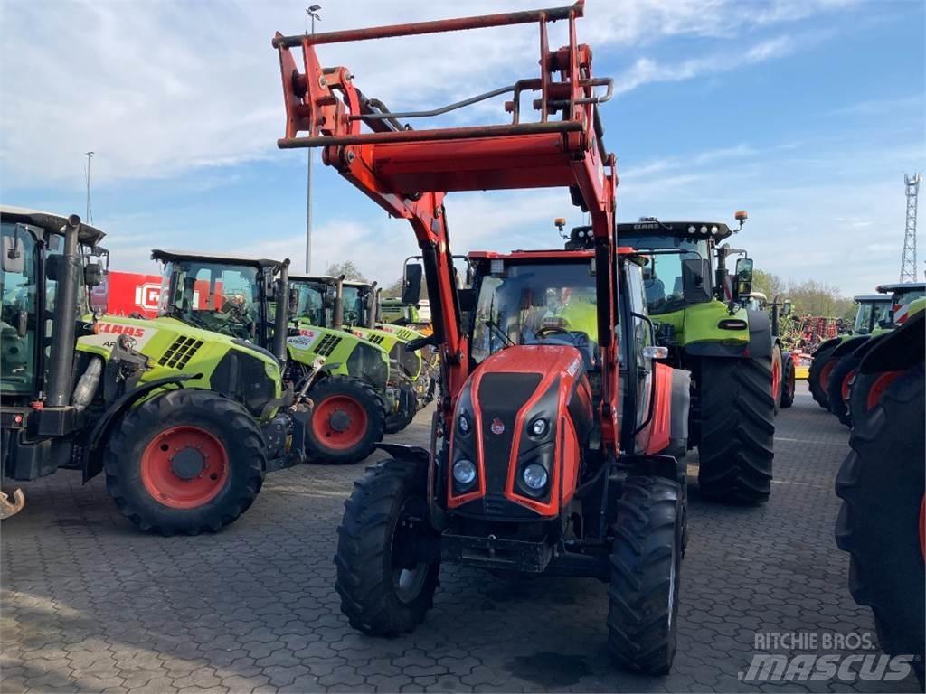 Ursus C-380 Трактори