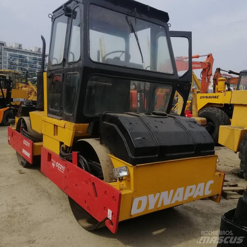 Dynapac CC 211 Котки тротуарні
