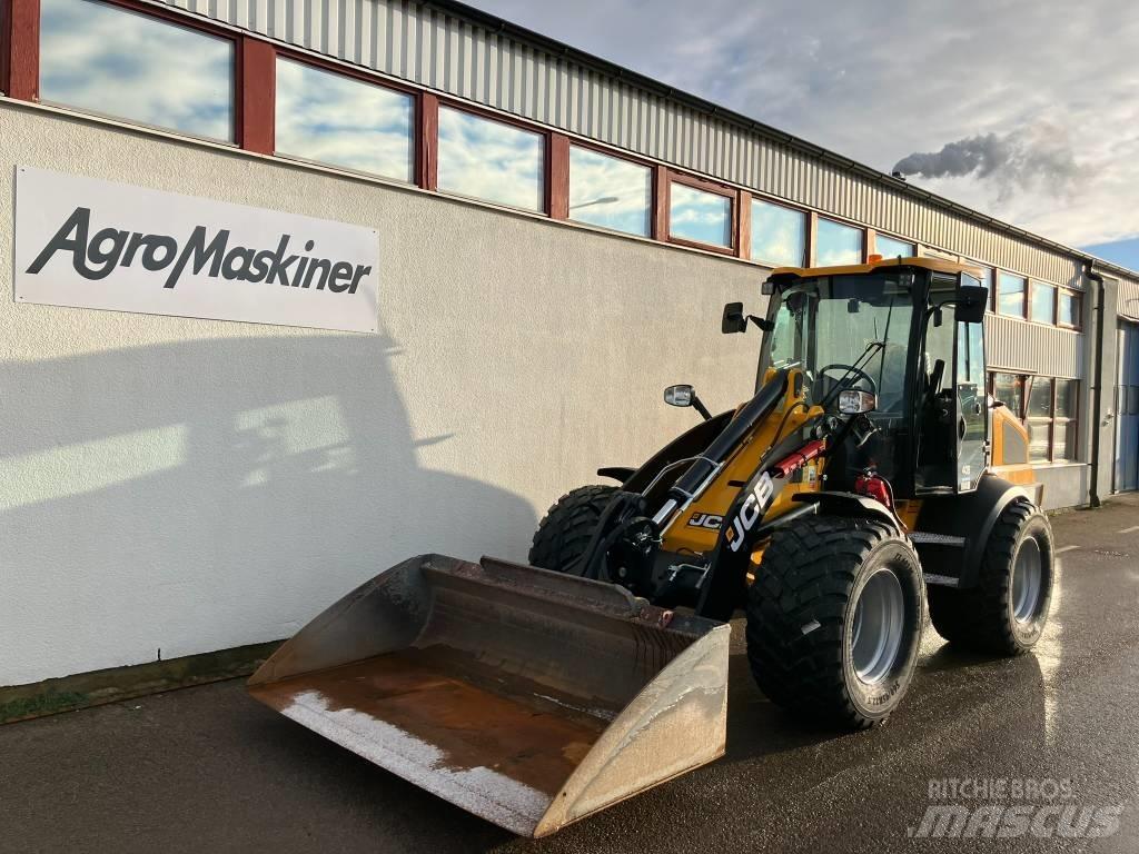 JCB 409 STAGE V - AGRI Малі навантажувачі