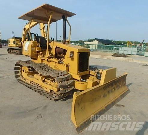Mitsubishi BD2F Гусеничні бульдозери