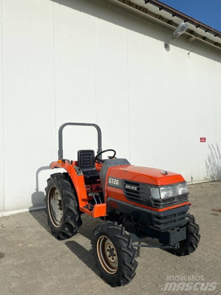 Kubota GT26 Трактори