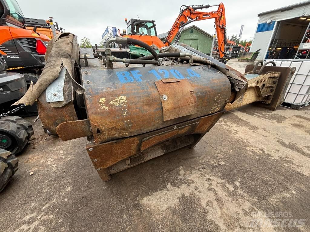 MB Crusher 120 Дробильні ковші