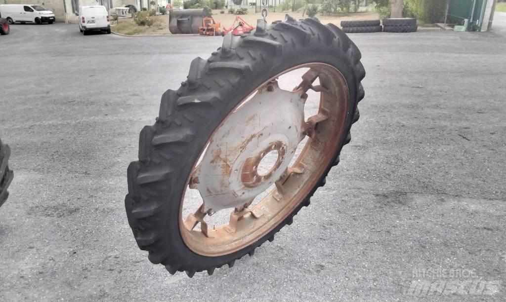 Kleber 8.3R44 Колеса