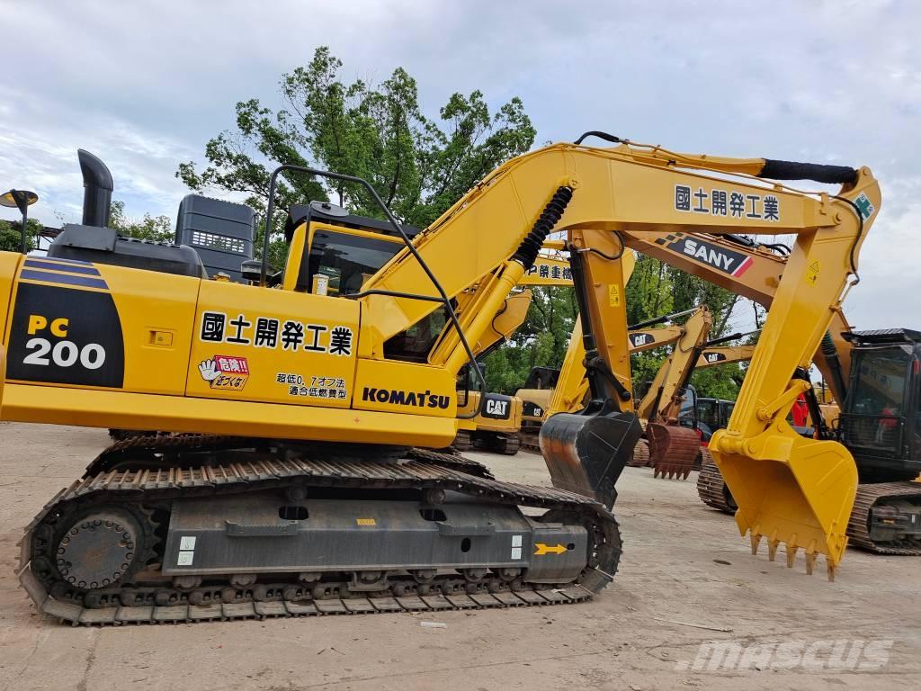 Komatsu PC 200 8N Гусеничні екскаватори
