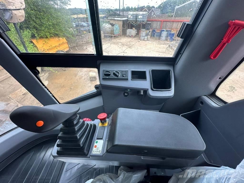 Hamm HC 130i Грунтові котки