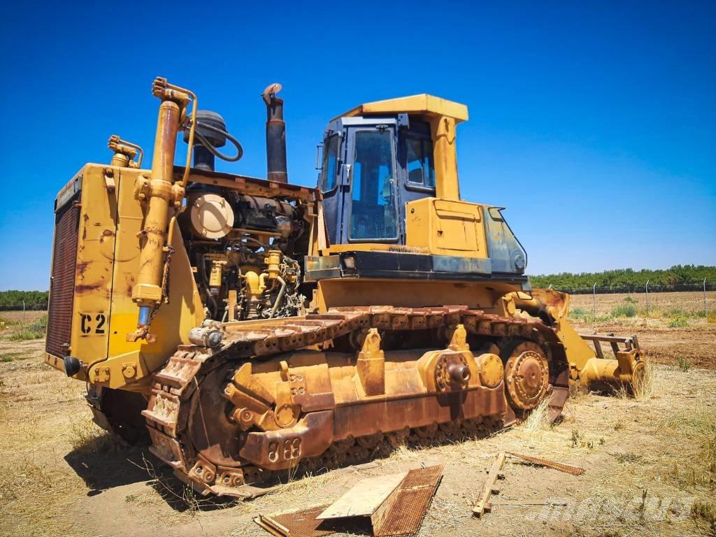 Komatsu D 375-1 Гусеничні бульдозери