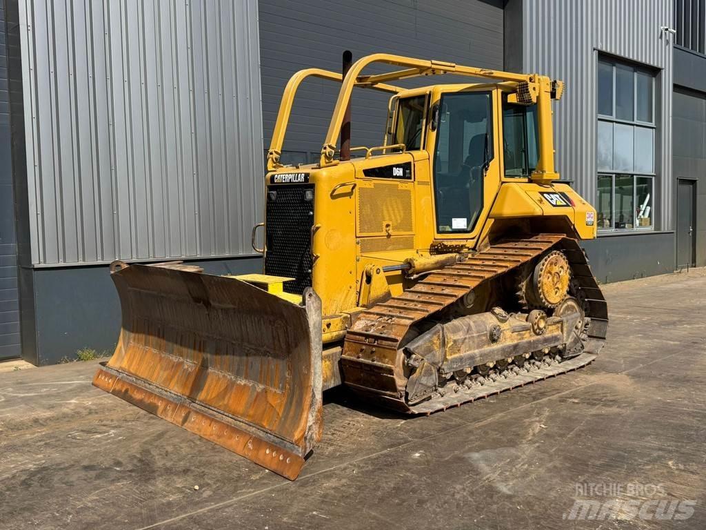 CAT D6N Гусеничні бульдозери
