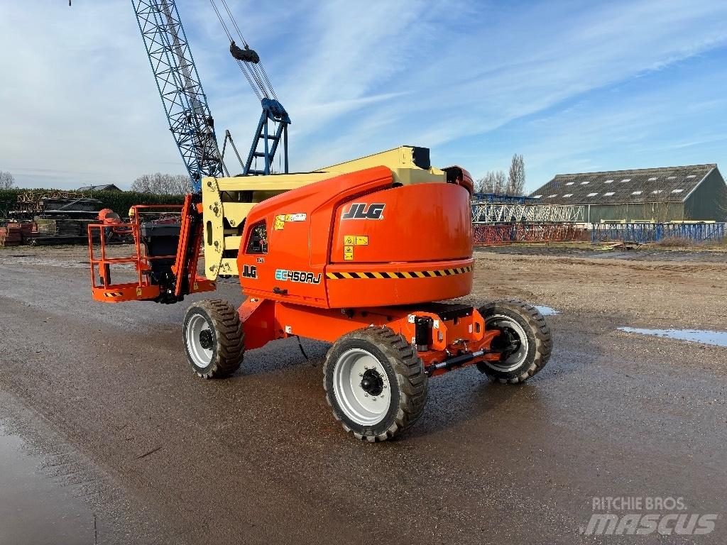 JLG EC 450 AJ Колінчаті підйомники