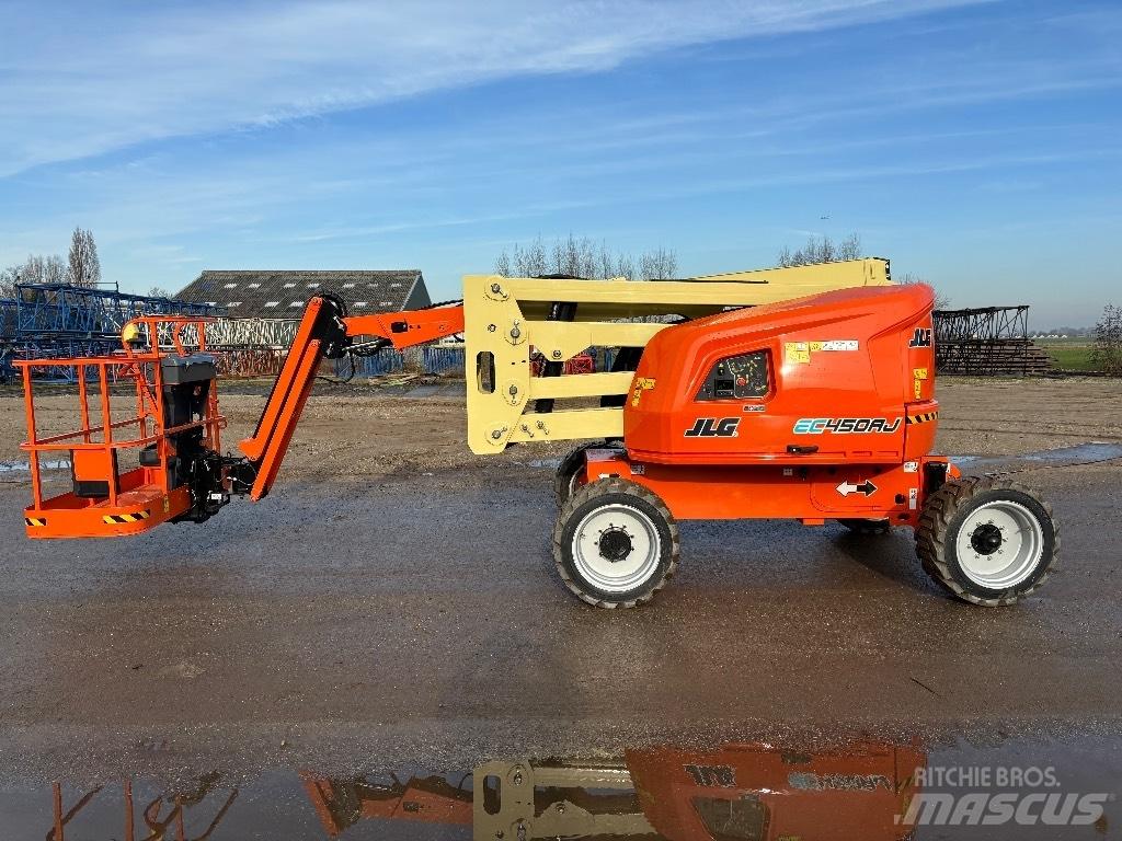 JLG EC 450 AJ Колінчаті підйомники
