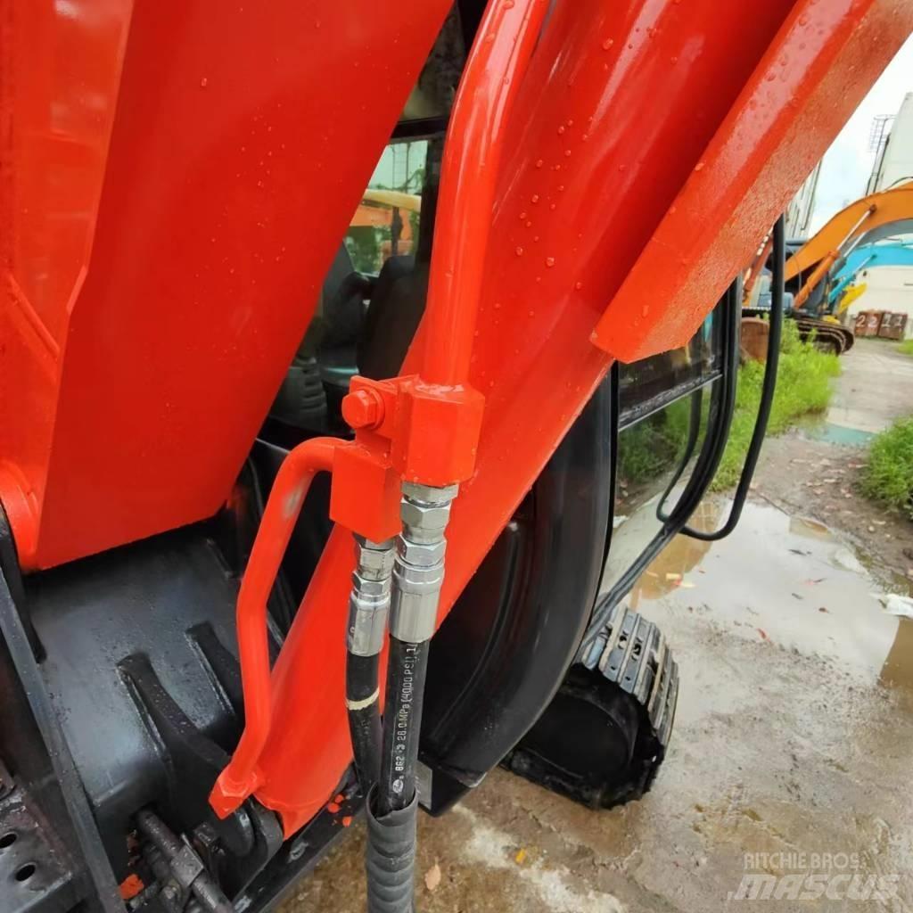 Hitachi ZX 60 Міні-екскаватори < 7т