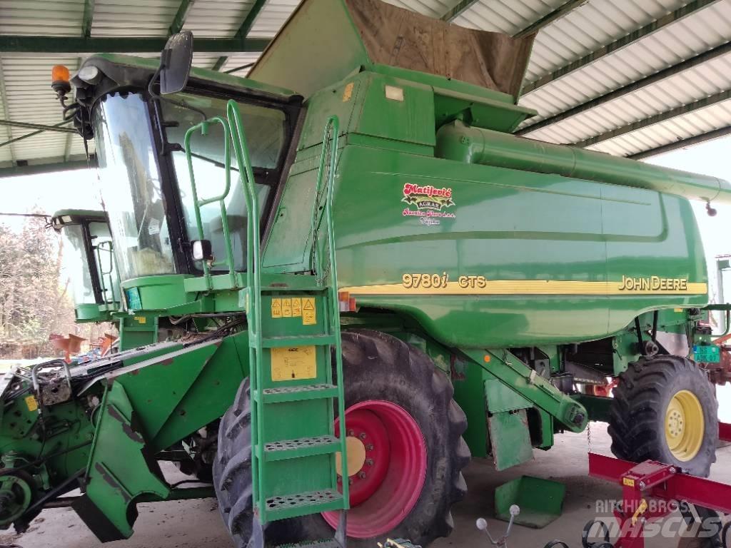 John Deere 9780 CTS Зернозбиральні комбайни