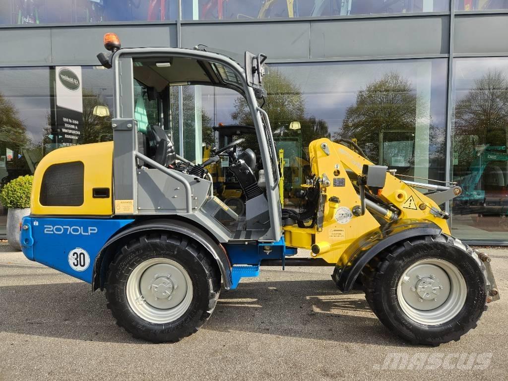 Weidemann 2070LP Малі навантажувачі