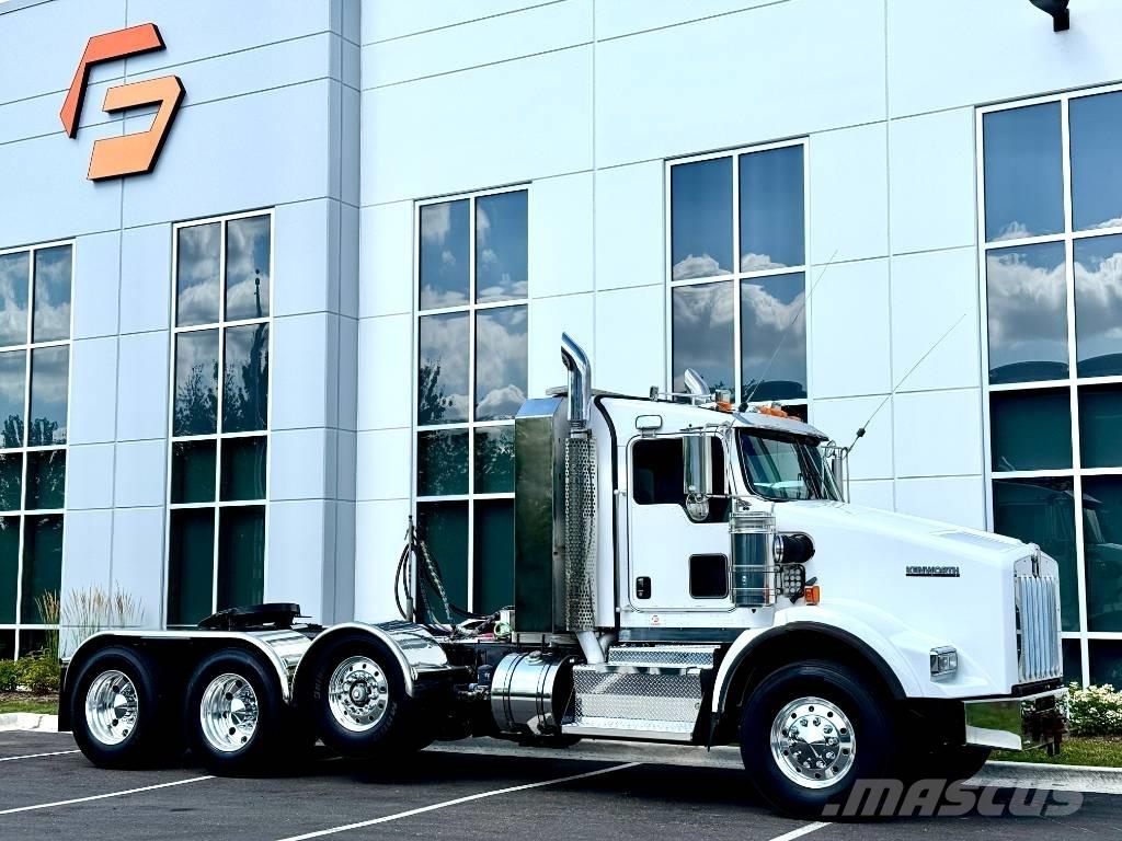 Kenworth T800 Тягачі