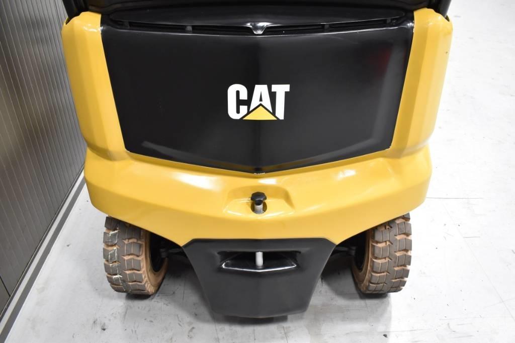 CAT EP 30 CN Електронавантажувачі