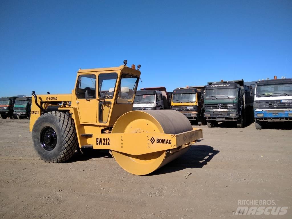 Bomag BW 212 Грунтові котки