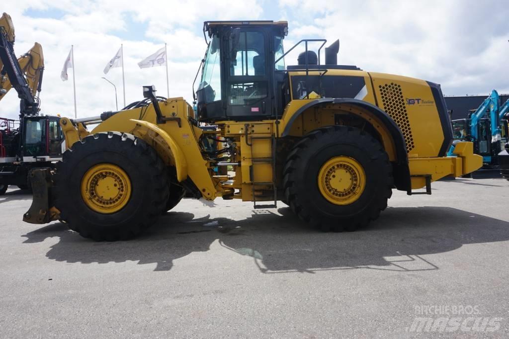 CAT 980M Фронтальні навантажувачі