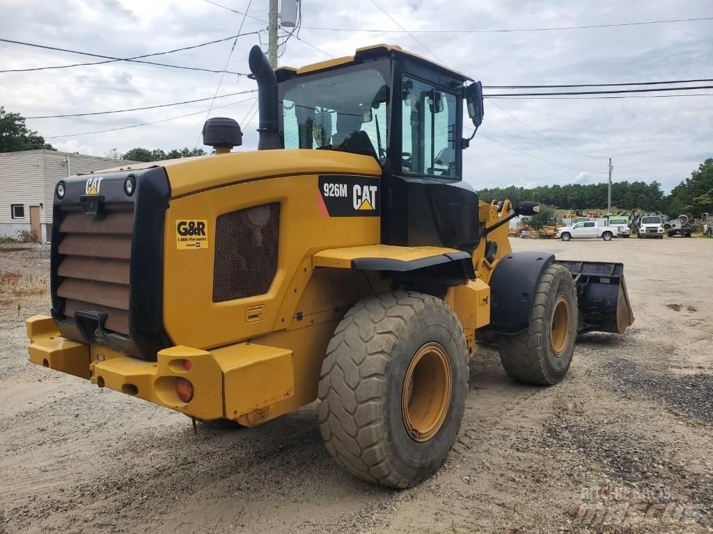 CAT 926M Фронтальні навантажувачі