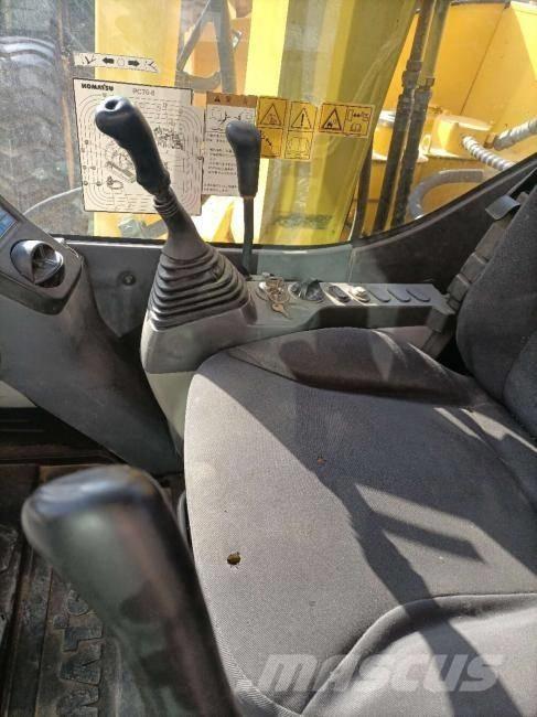 Komatsu PC 70 Гусеничні екскаватори