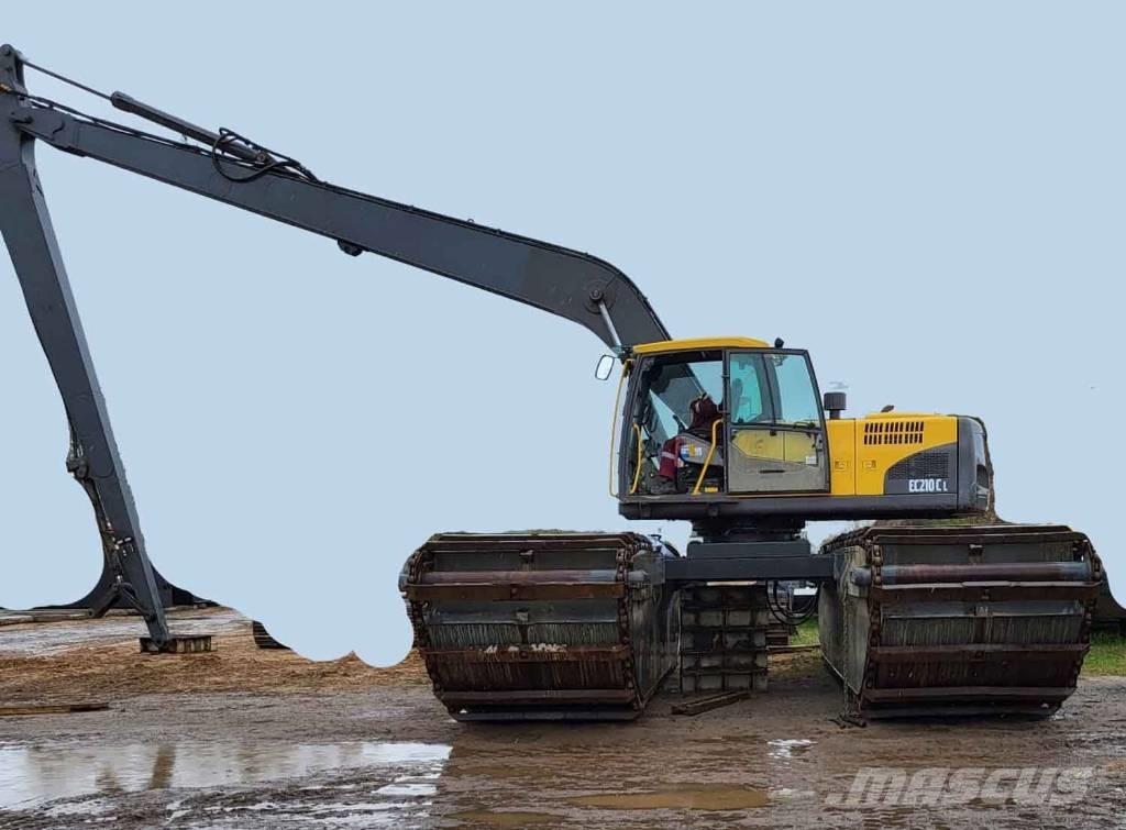 Volvo EC 210 C L Екскаватори-амфібії
