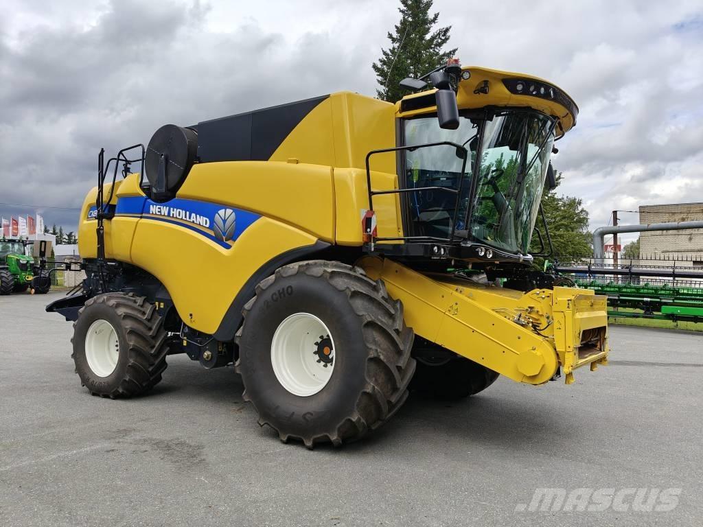 New Holland CX 8.90 Зернозбиральні комбайни