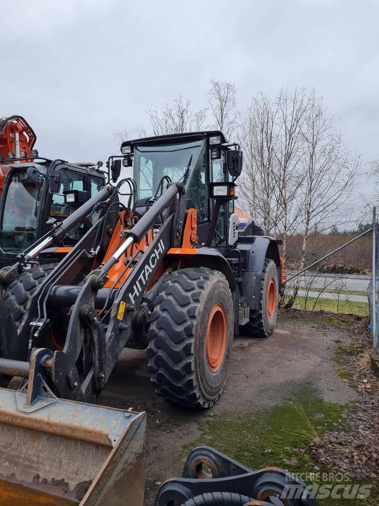 Hitachi ZW 180 PL-6 Фронтальні навантажувачі