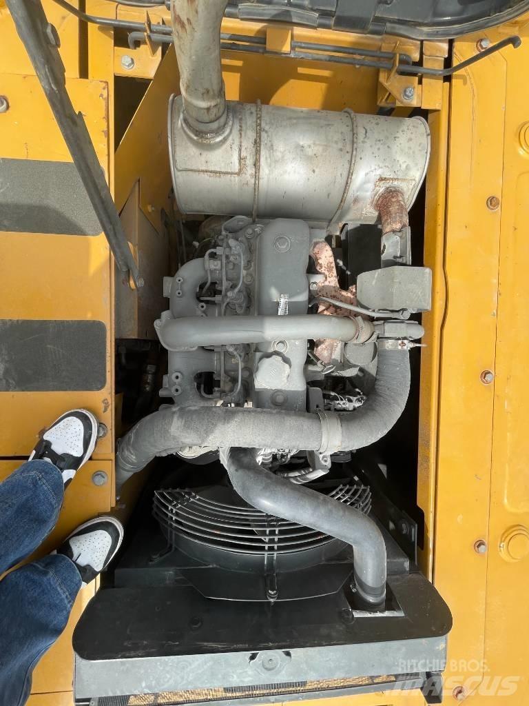 Sany SY 135 Гусеничні екскаватори