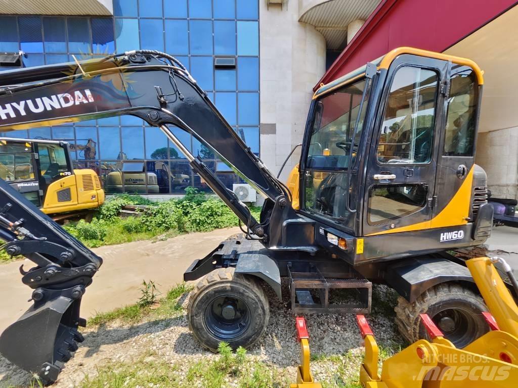 Hyundai Robex 60 W Колісні екскаватори