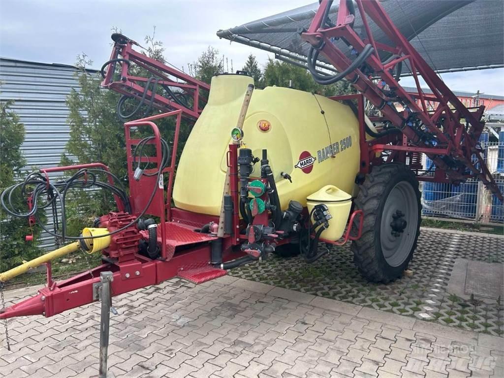 Hardi Ranger 2500 Причіпні обприскувачі