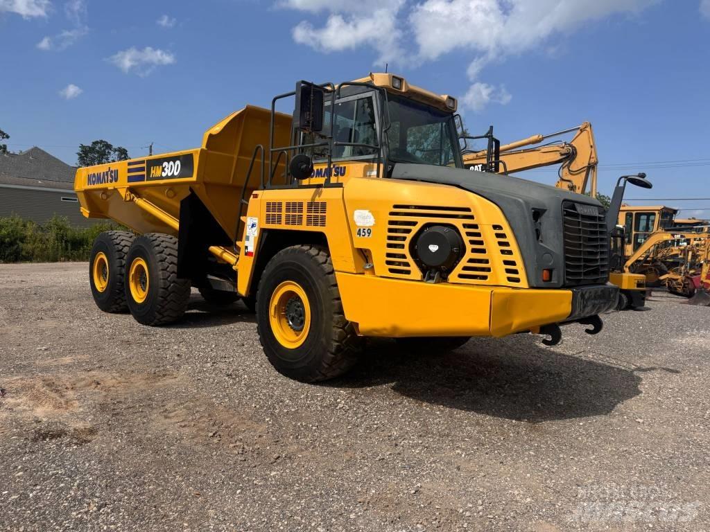 Komatsu HM 300-3 Зчленовані самоскиди