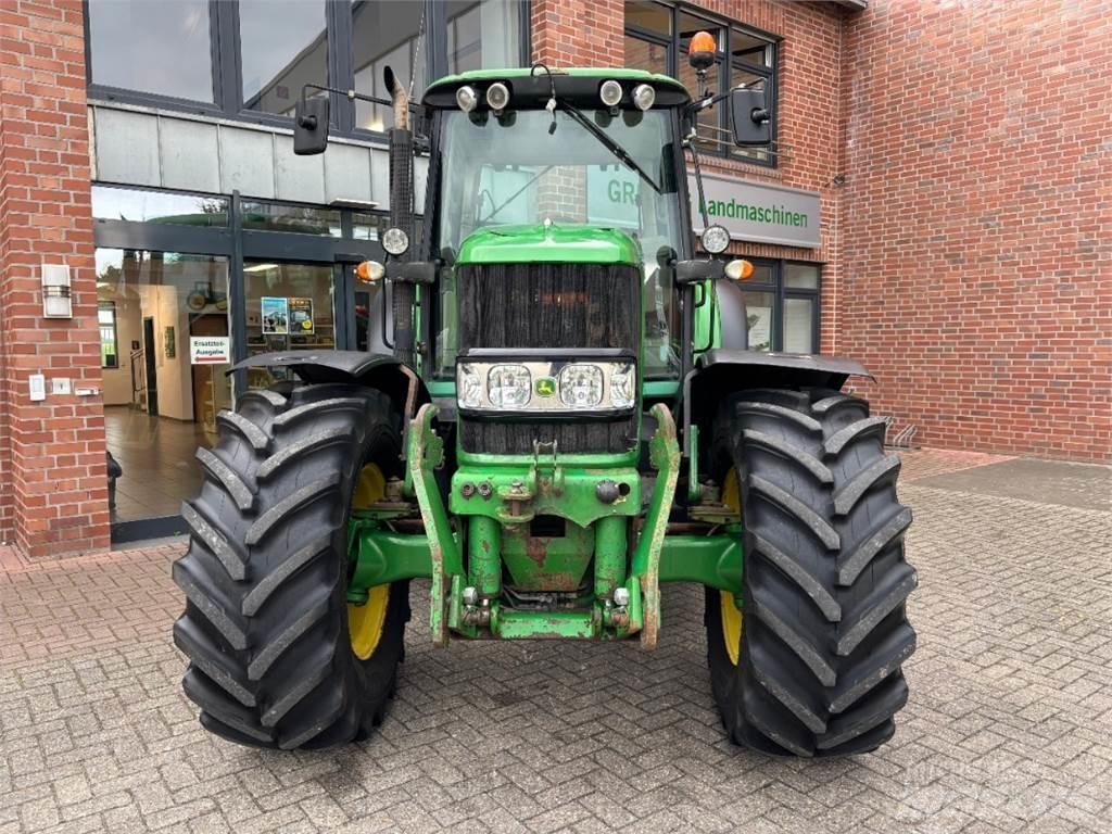 John Deere 6830 Трактори