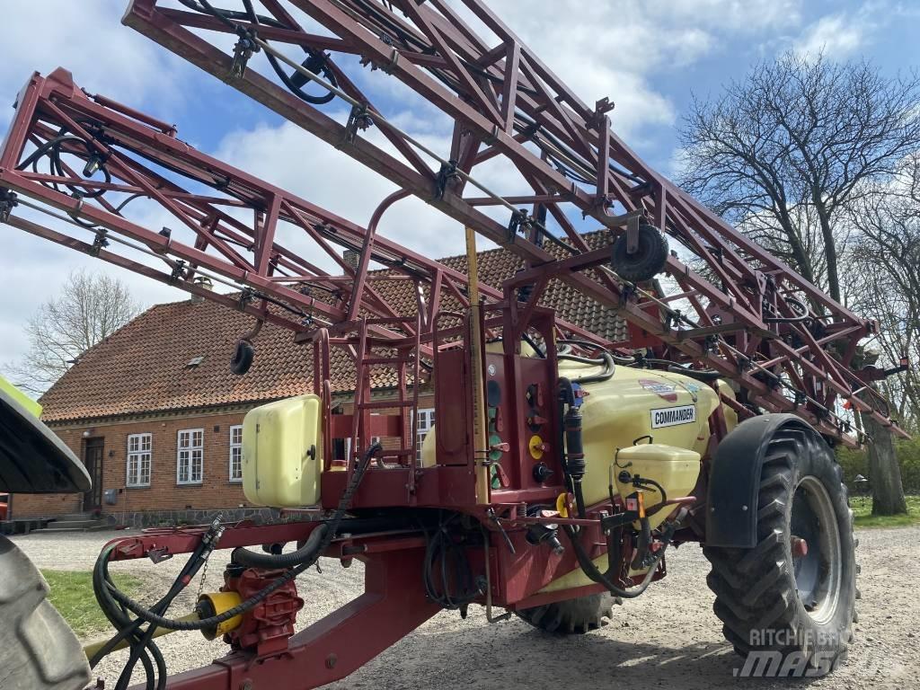 Hardi Commander 3200 Причіпні обприскувачі
