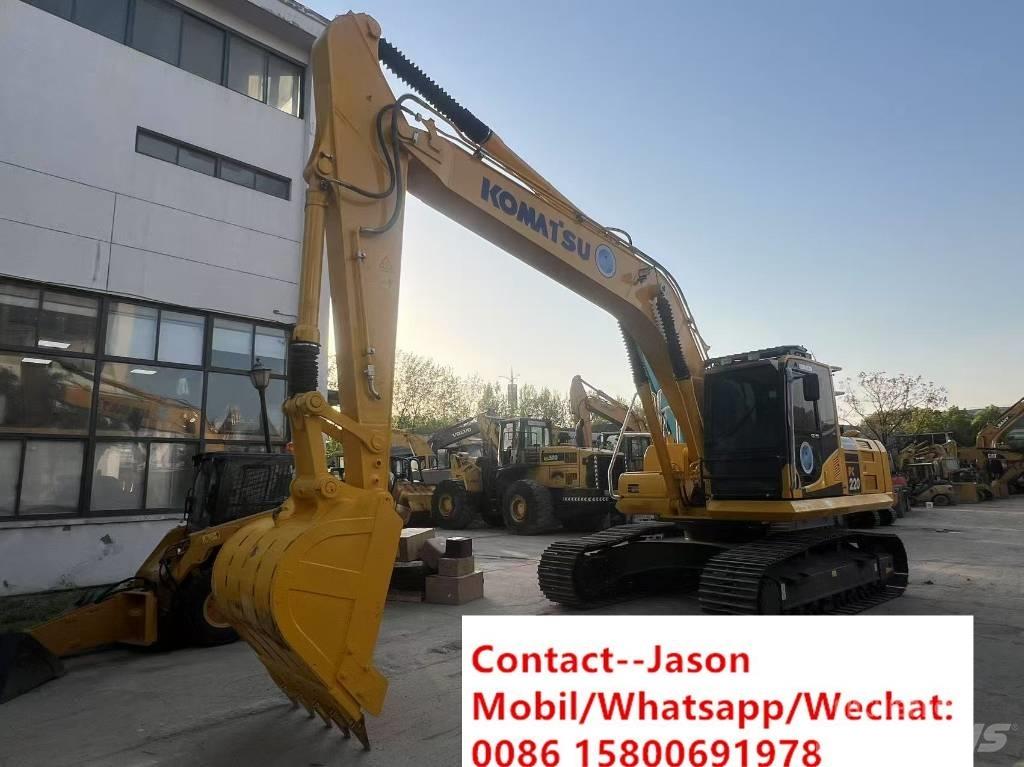 Komatsu PC 220 Гусеничні екскаватори