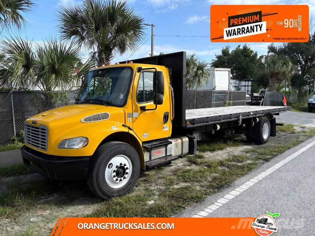 Freightliner M2 Вантажівки-платформи/бокове розвантаження