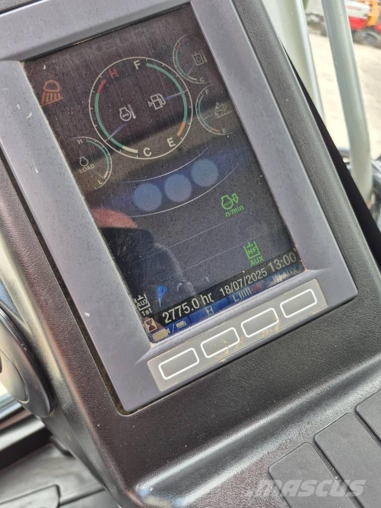 Takeuchi TB 2150 R Гусеничні екскаватори