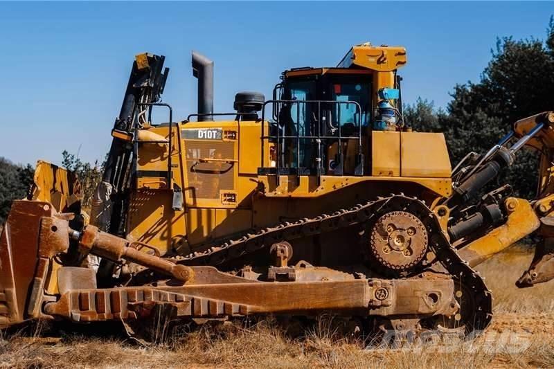 CAT D10T Гусеничні бульдозери